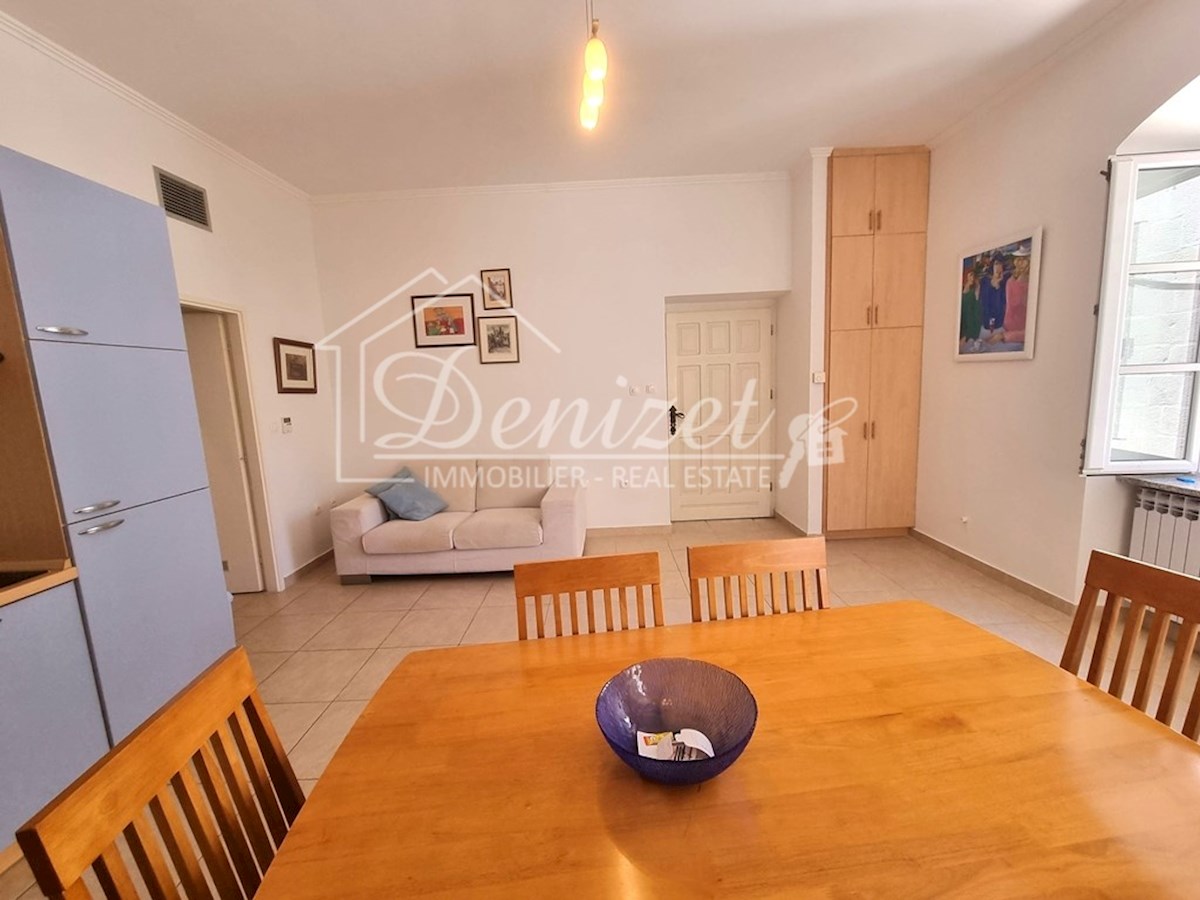 Flat For sale - SPLITSKO-DALMATINSKA TROGIR