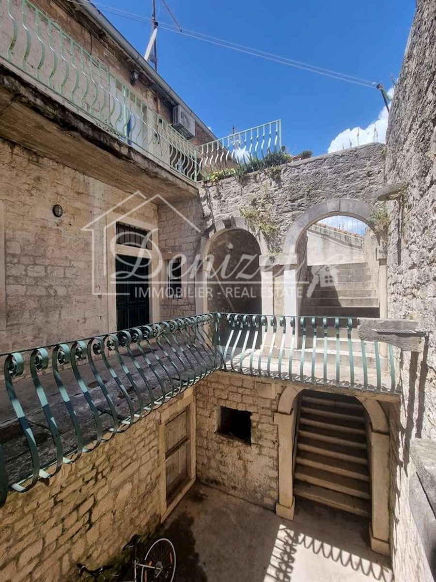 Flat For sale - SPLITSKO-DALMATINSKA TROGIR