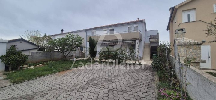 Kuća na prodaju 150 m² – Vrsi