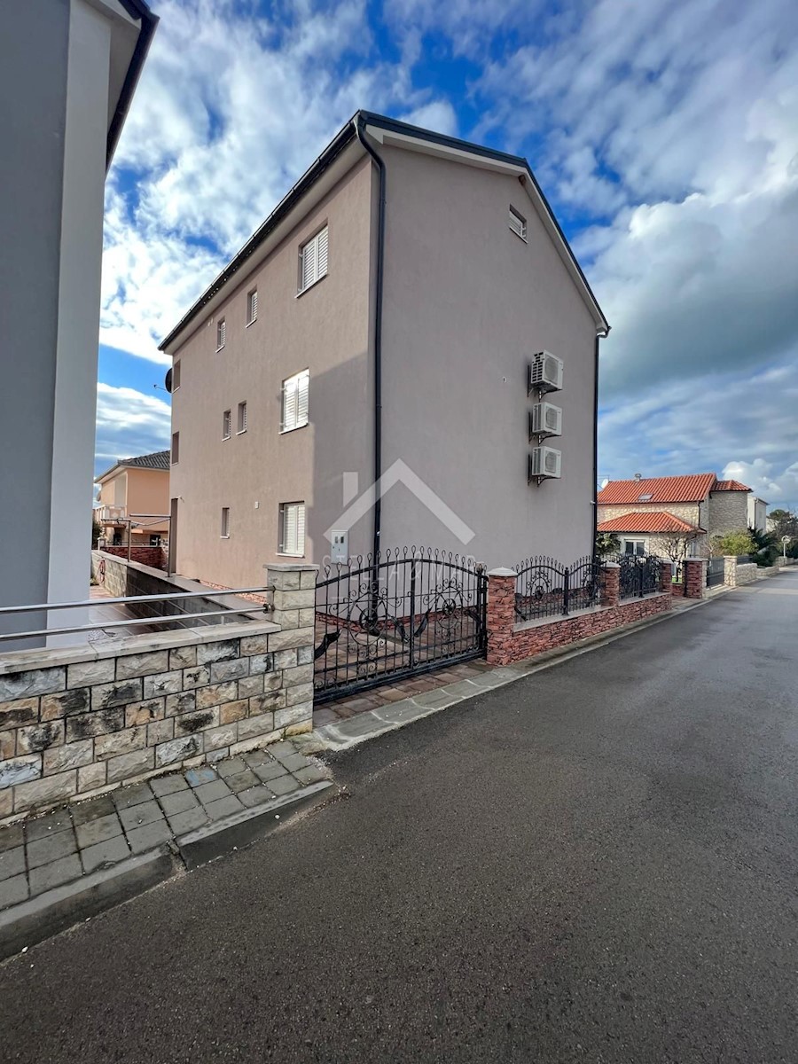 Haus Zu verkaufen - ZADARSKA VRSI