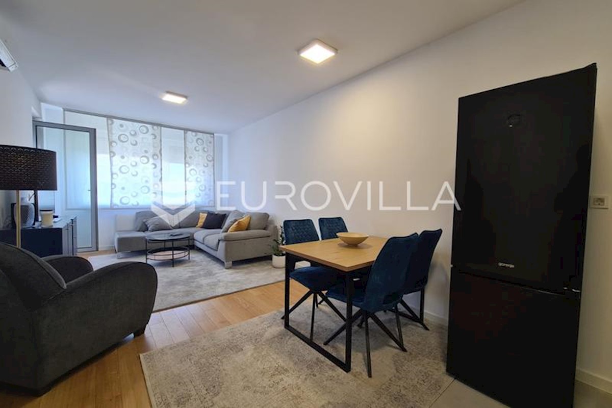 Appartement À louer - GRAD ZAGREB ZAGREB