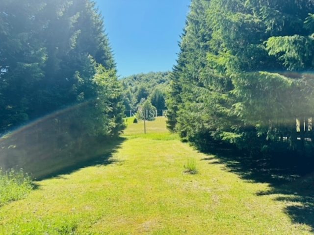 Land for sale 896 m² – Delnice