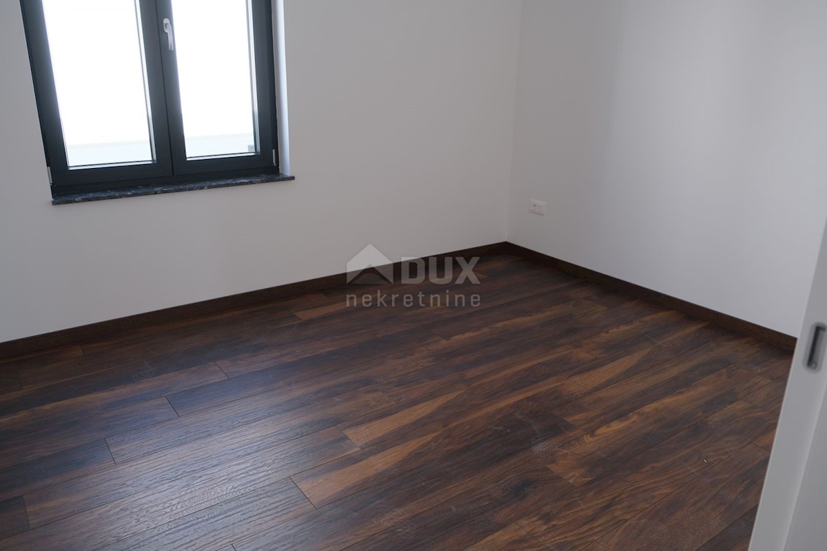 Flat For sale - ZADARSKA VRSI