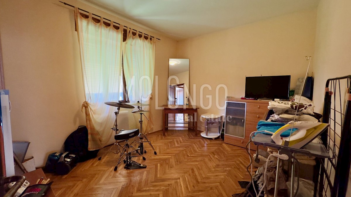 Appartement À vendre -  