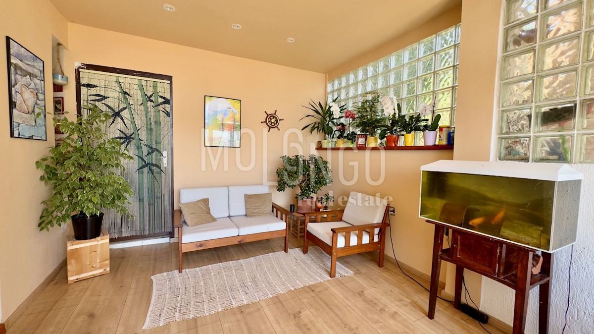 Appartement À vendre -  
