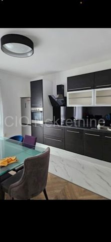 Mieszkanie do wynajęcia 95 m² – Solin