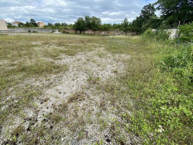 Działka na sprzedaż 876 m² – Kanfanar