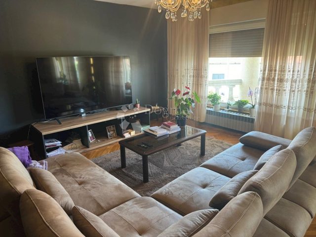 Casa in vendita 250 m² – Dubravica