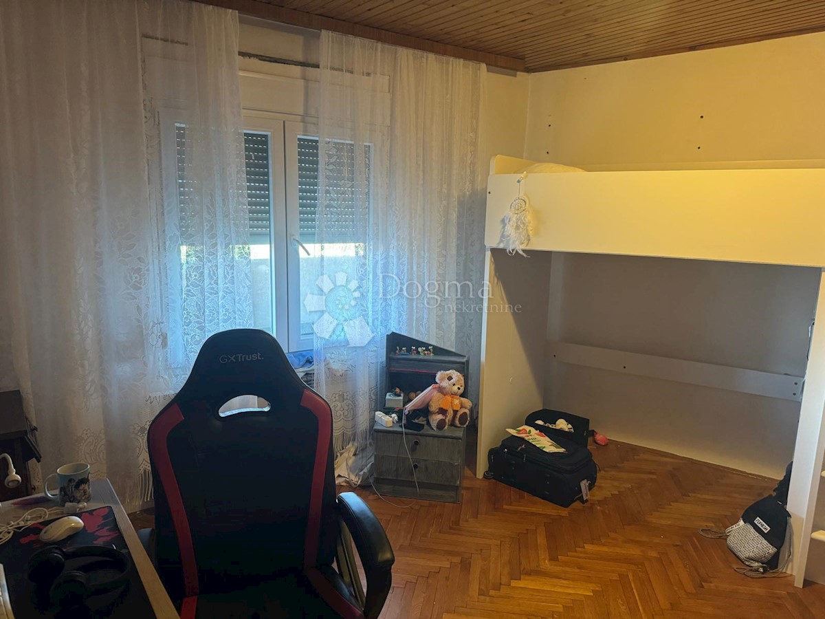 Casa In vendita - ZAGREBAČKA DUBRAVICA
