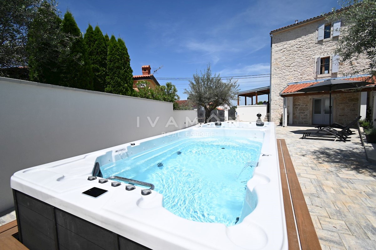 Casa In vendita - Istarska Poreč - foto 1/30