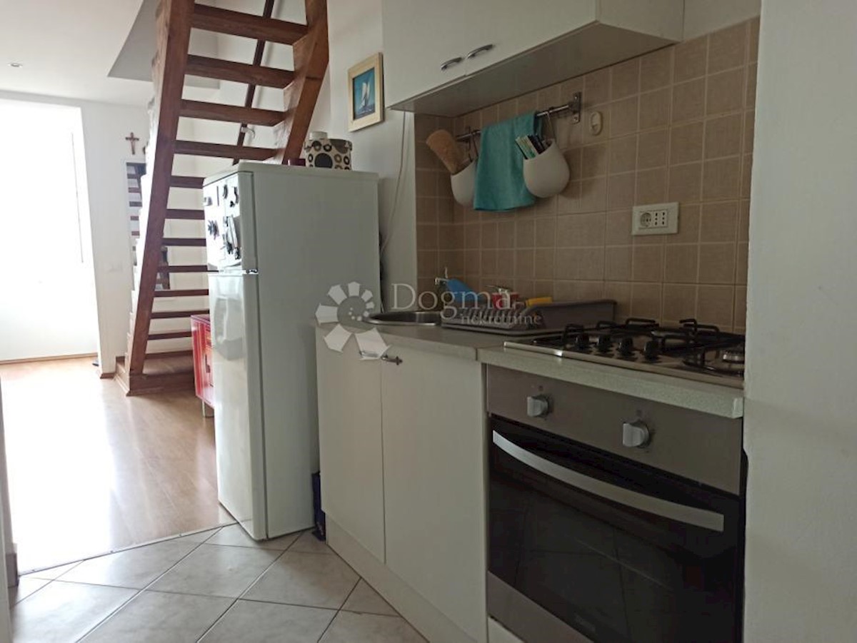 Apartmán Na predaj - ISTARSKA POREČ