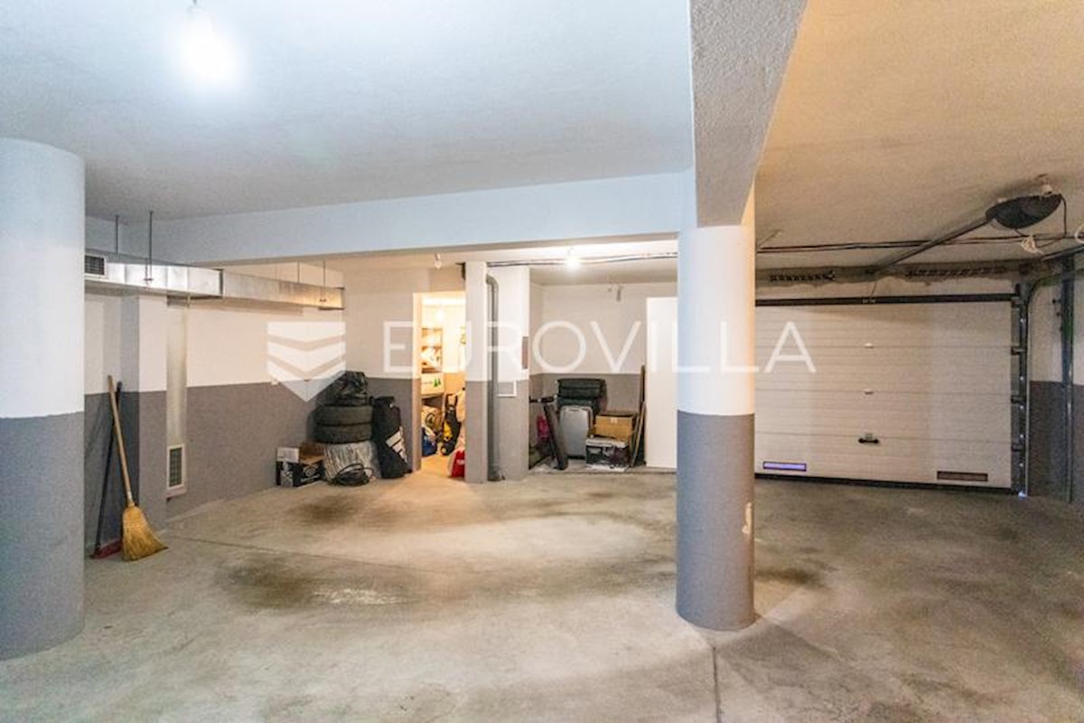 Apartmán Na predaj - SPLITSKO-DALMATINSKA SPLIT