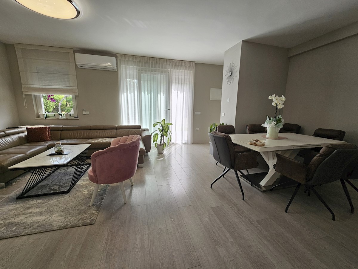 Haus Zu verkaufen - ISTARSKA POREČ
