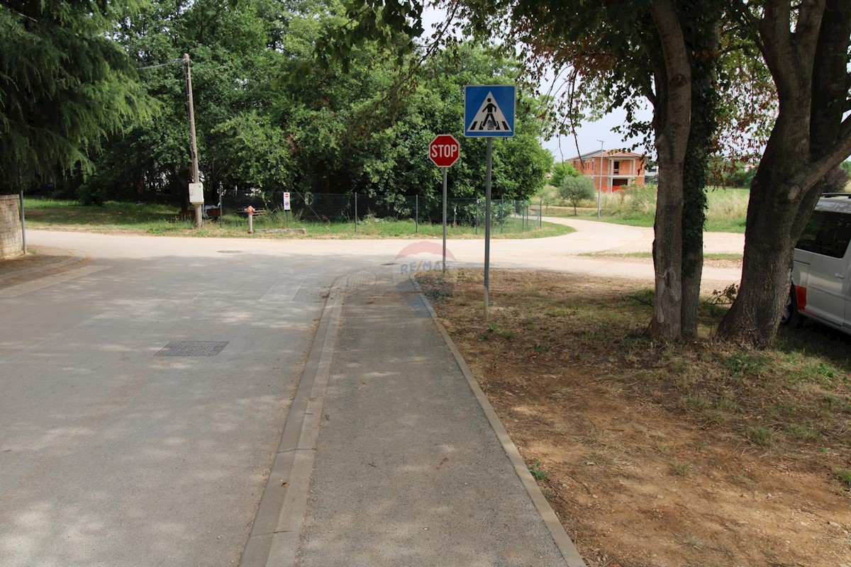 Land For sale - ISTARSKA Funtana