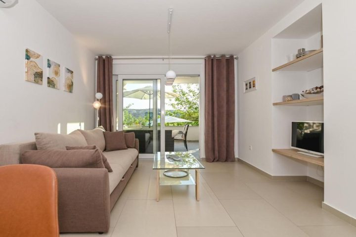 Apartma Naprodaj - Ličko-senjska Novalja - foto 4/24