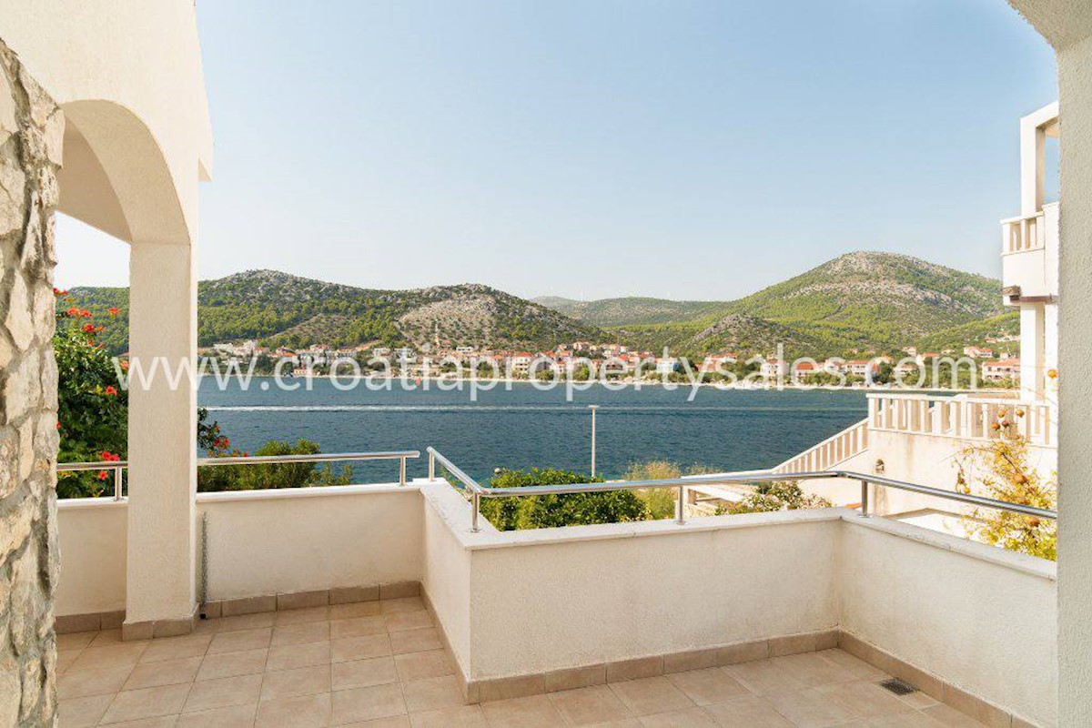 House For sale - SPLITSKO-DALMATINSKA TROGIR