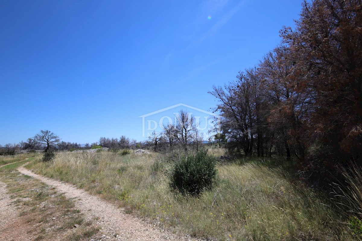 Terreno In vendita - ŠIBENSKO-KNINSKA VODICE