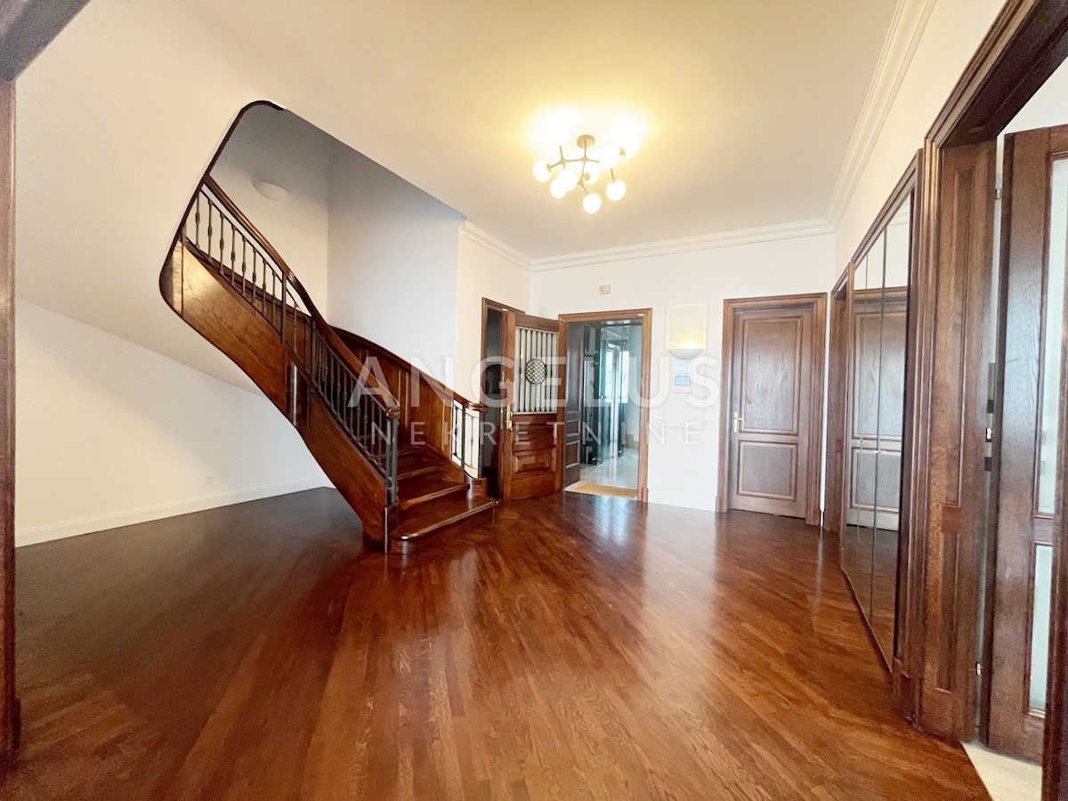 Appartement À louer - GRAD ZAGREB ZAGREB