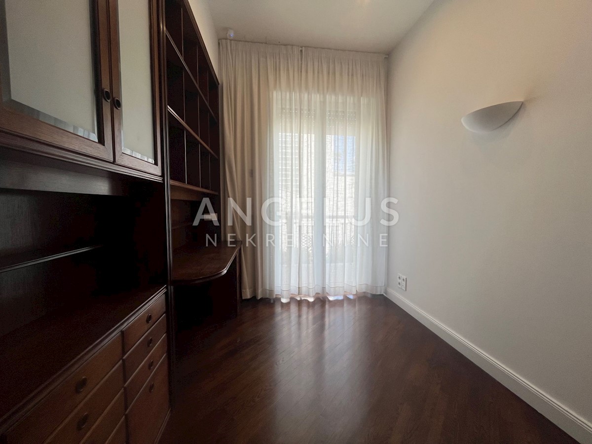 Appartement À louer - GRAD ZAGREB ZAGREB