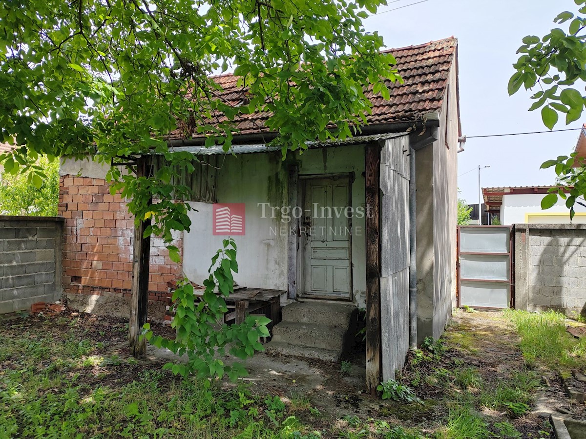 Kuća Na prodaju - BRODSKO-POSAVSKA SLAVONSKI BROD