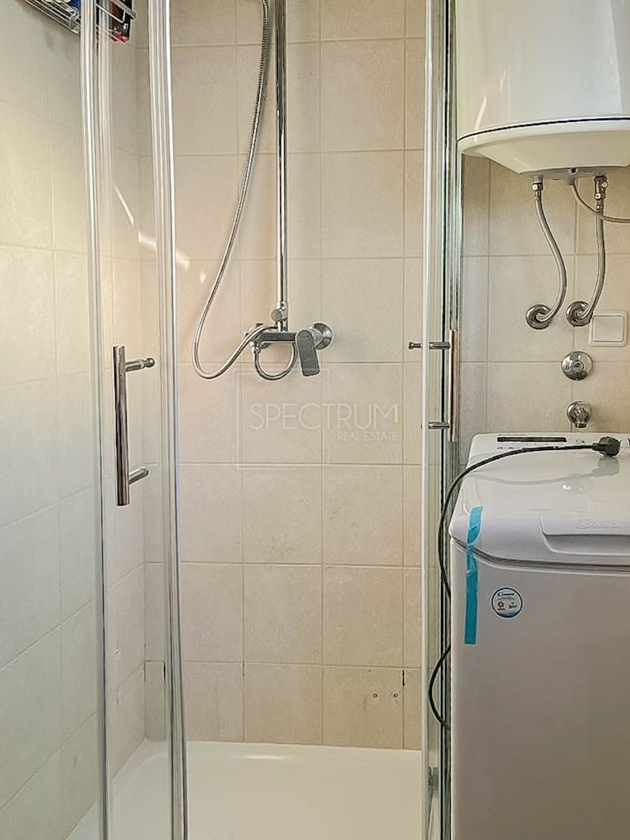 Apartma Naprodaj - ISTARSKA Novigrad