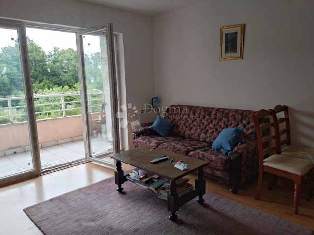 Flat for sale 77 m² – Pobri