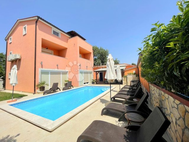 Dům na prodej 380 m² – Medulin