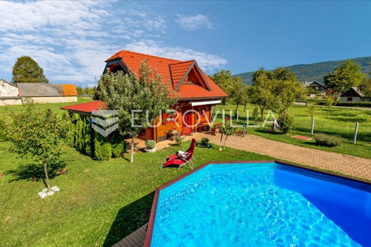 House For sale - LIČKO-SENJSKA OTOČAC