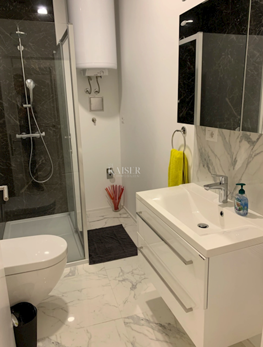 Apartma Na predaj - ISTARSKA POREČ