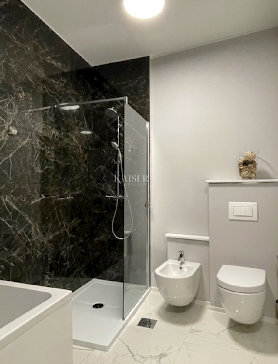 Apartma Na predaj - ISTARSKA POREČ