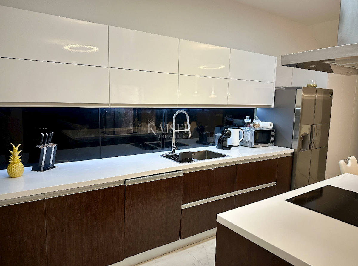Apartma Na predaj - ISTARSKA POREČ