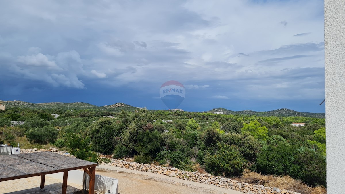 Dom Na predaj - ŠIBENSKO-KNINSKA ŠIBENIK