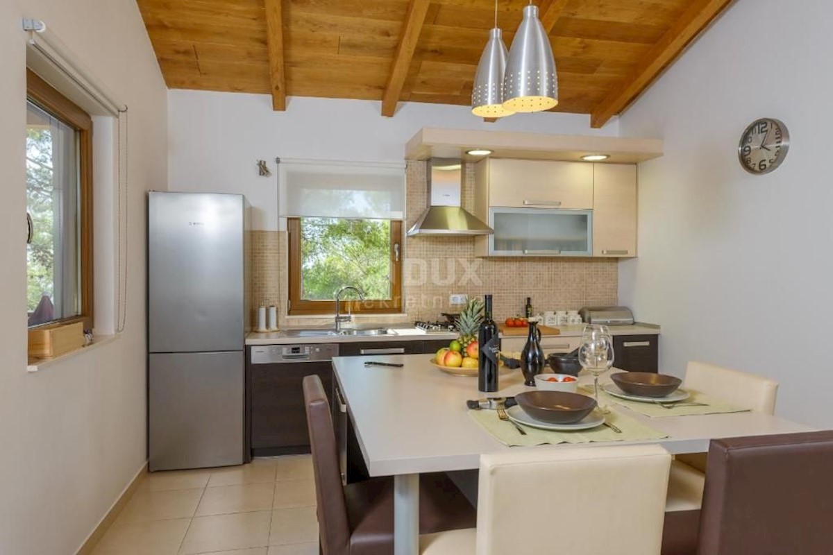 Casa In vendita - SPLITSKO-DALMATINSKA TROGIR