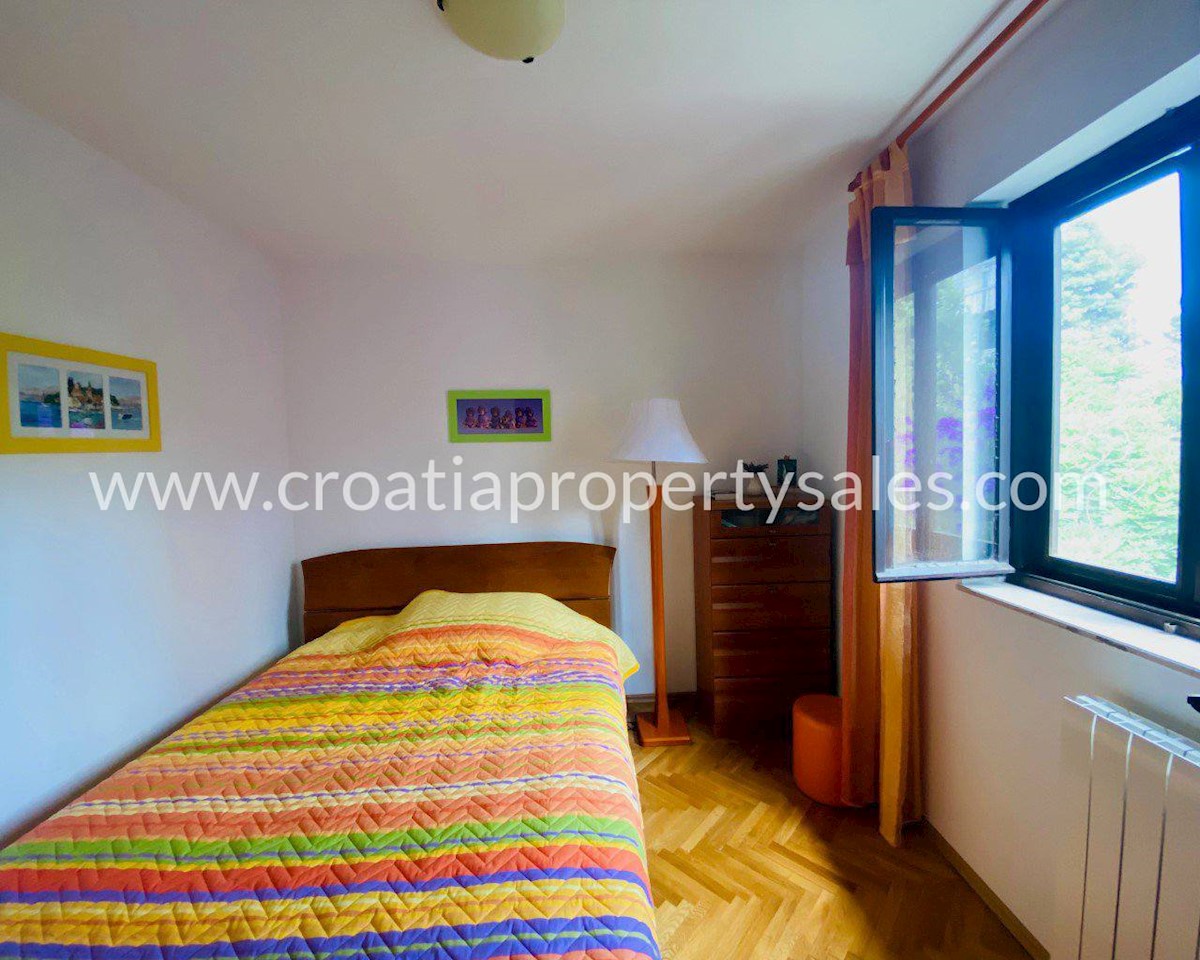 House For sale - SPLITSKO-DALMATINSKA BRAČ