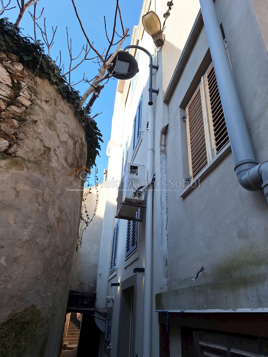 Dom Na predaj - PRIMORSKO-GORANSKA MALI LOŠINJ