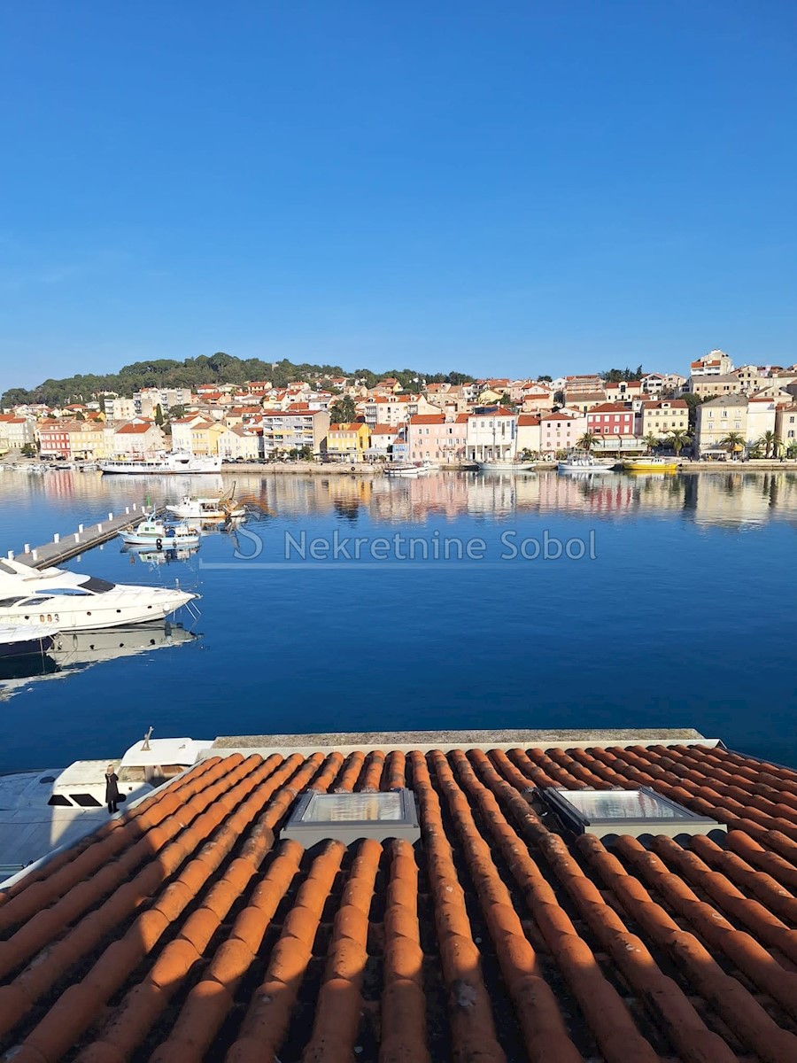 Dom Na predaj - PRIMORSKO-GORANSKA MALI LOŠINJ