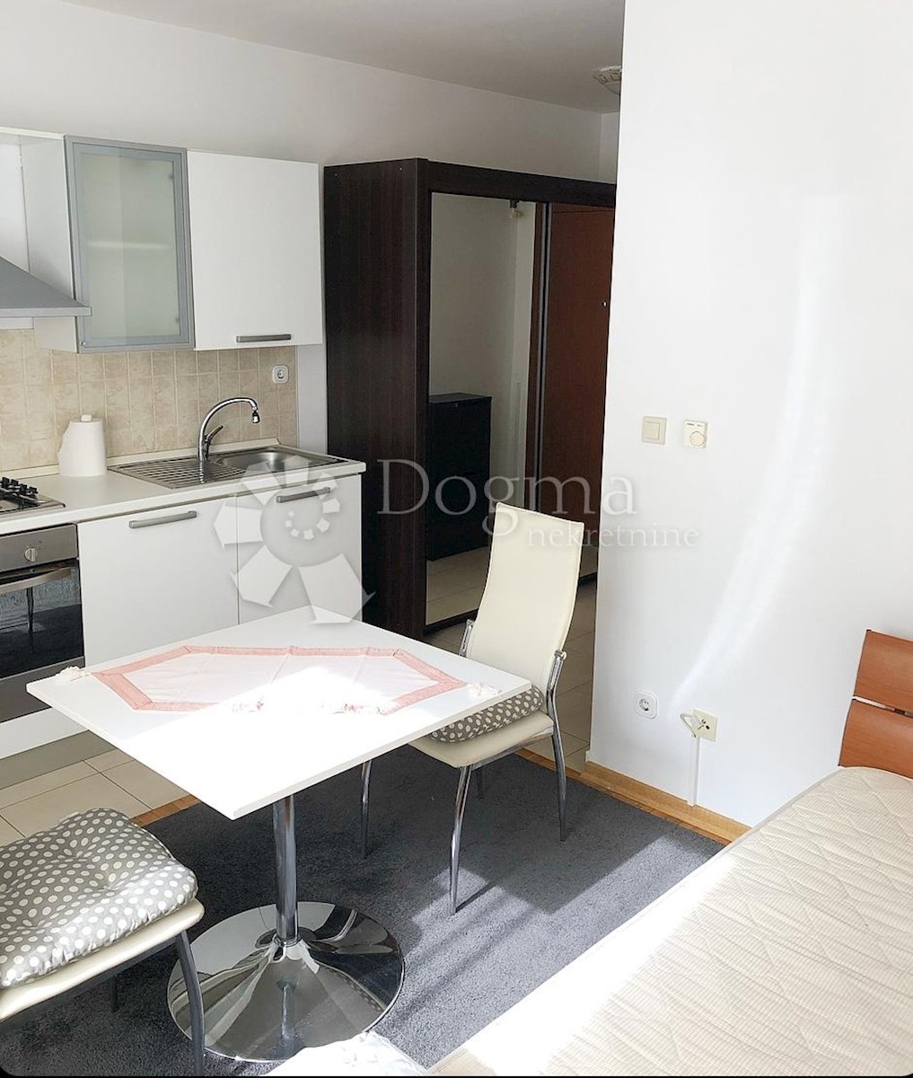 Apartmán Na predaj - GRAD ZAGREB ZAGREB