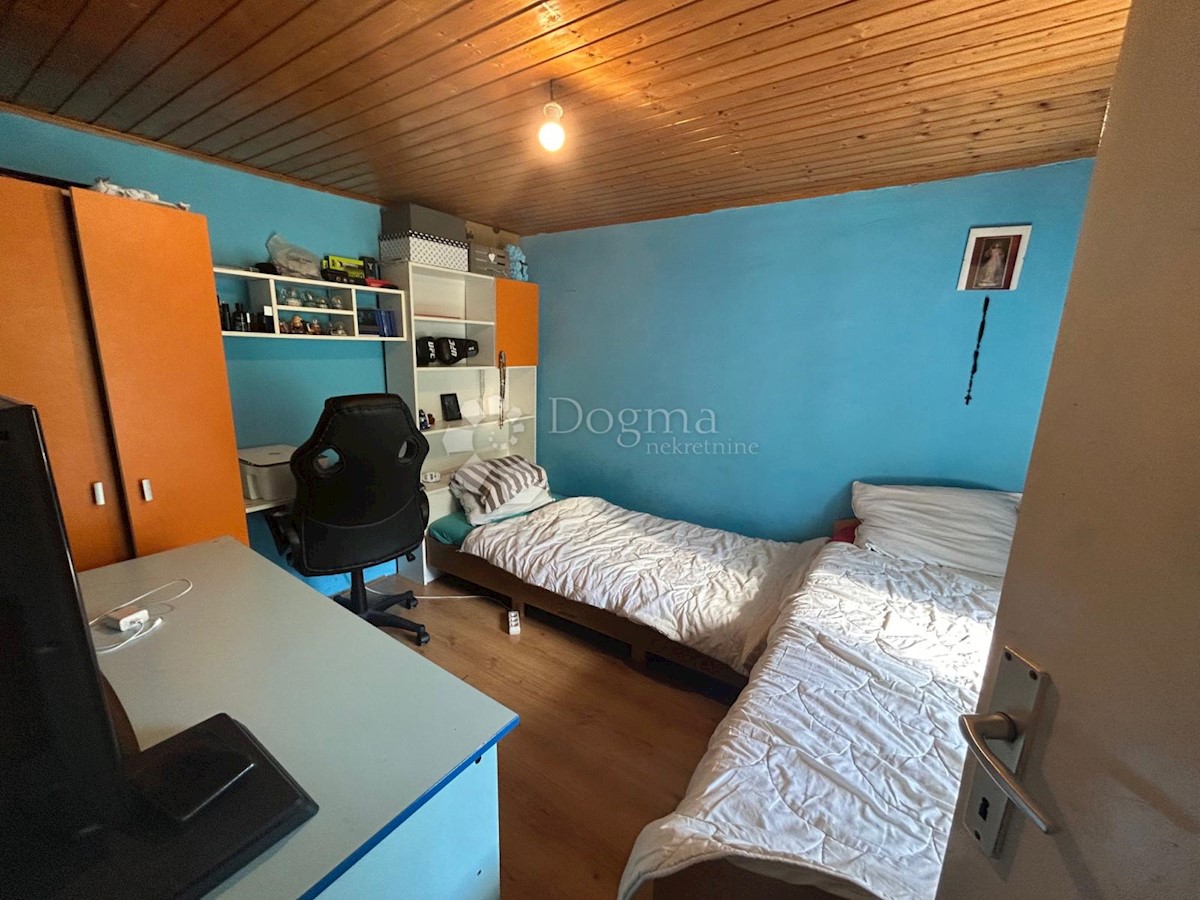 Flat For sale - PRIMORSKO-GORANSKA BAKAR