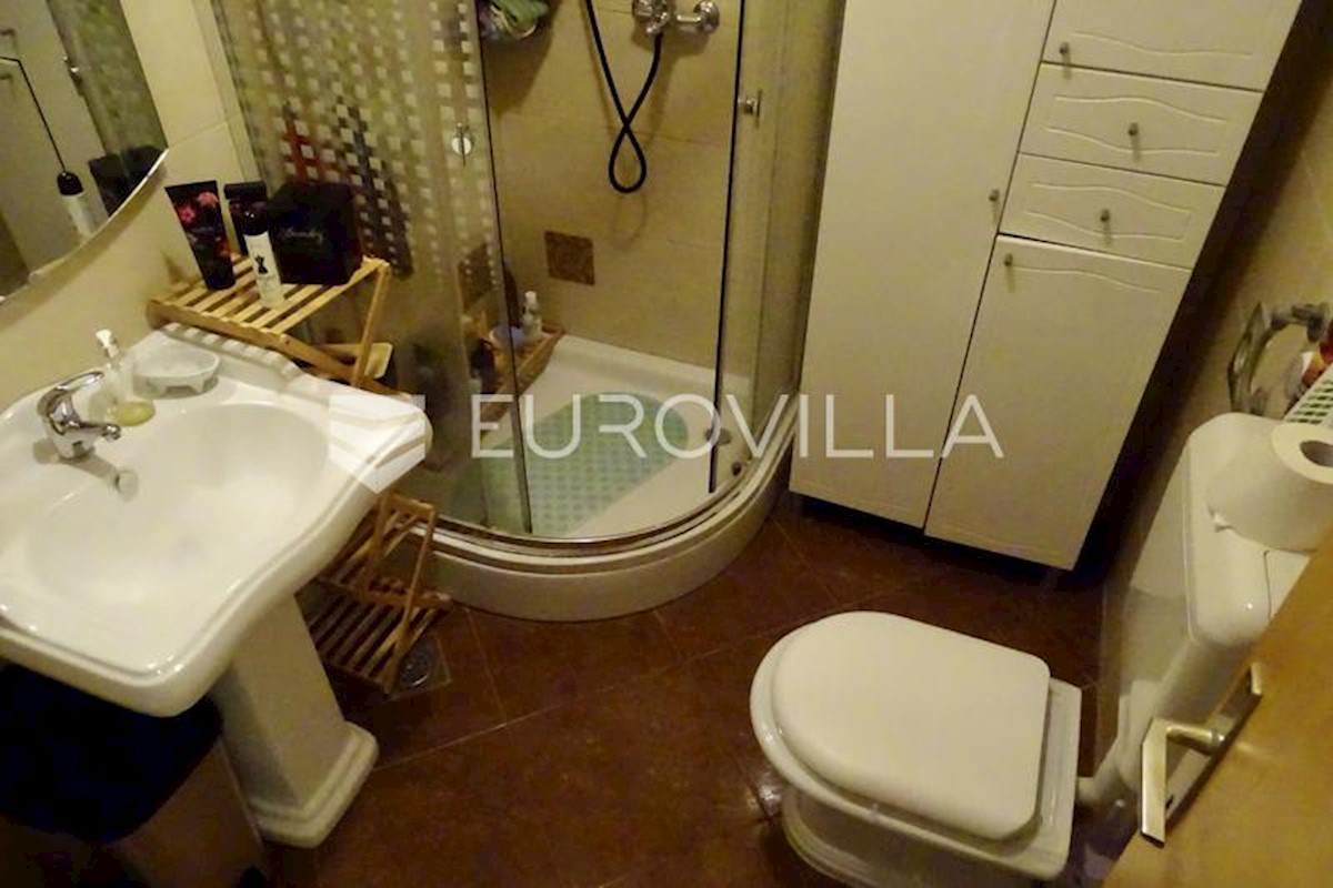 Apartment Zu verkaufen - PRIMORSKO-GORANSKA RIJEKA