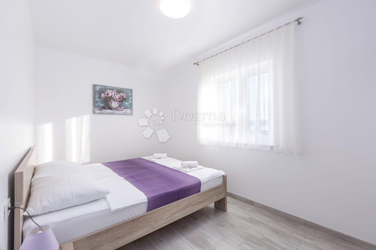 Appartement À vendre - LIČKO-SENJSKA KARLOBAG