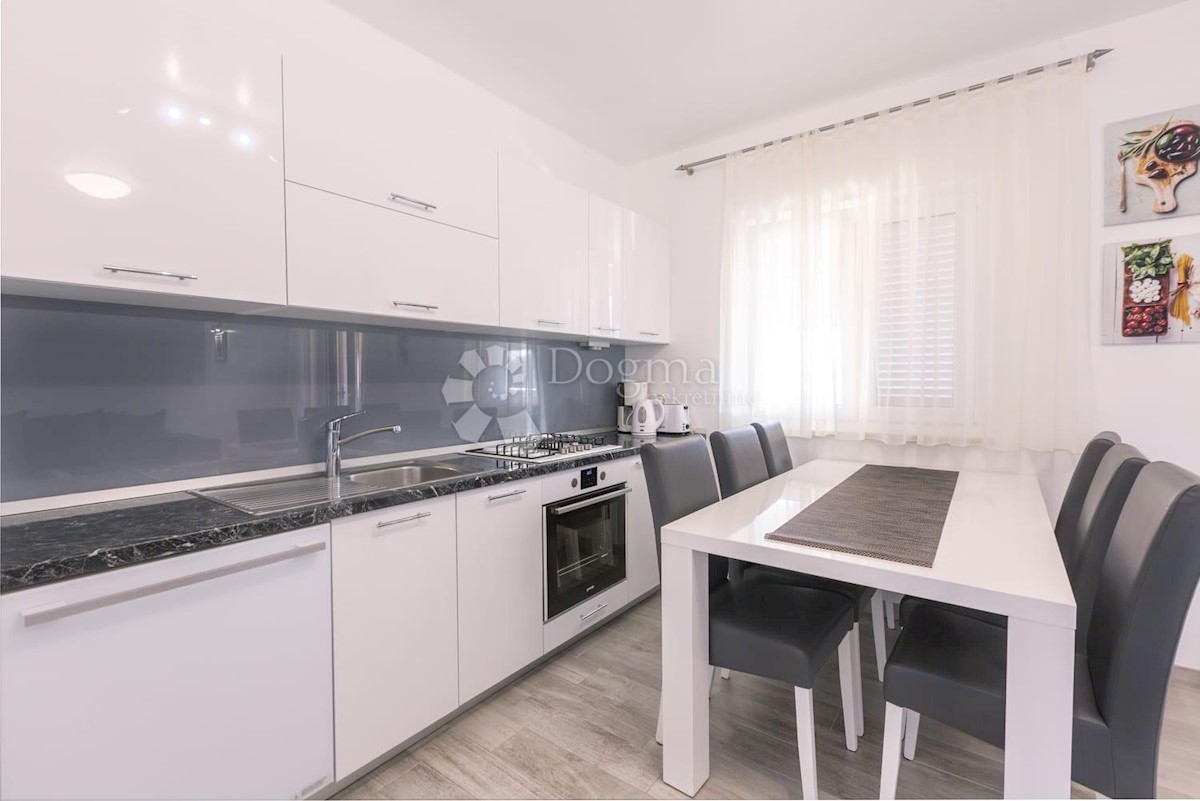 Appartement À vendre - LIČKO-SENJSKA KARLOBAG