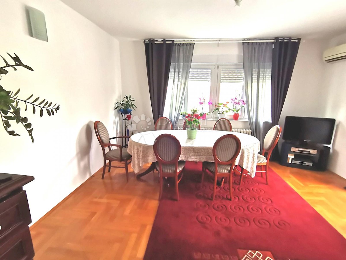 Apartment Zu verkaufen