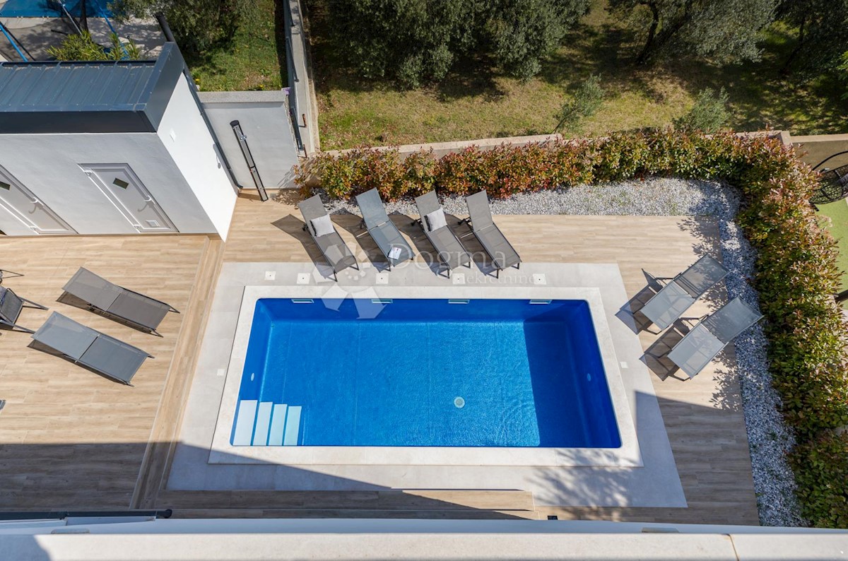 Haus Zu verkaufen - ISTARSKA FAŽANA