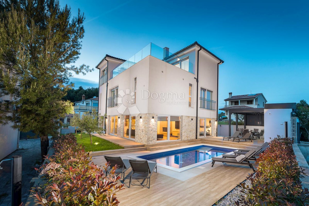 Haus Zu verkaufen - ISTARSKA FAŽANA