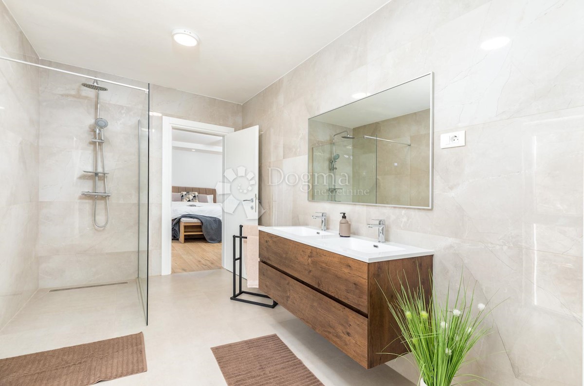 Haus Zu verkaufen - ISTARSKA FAŽANA