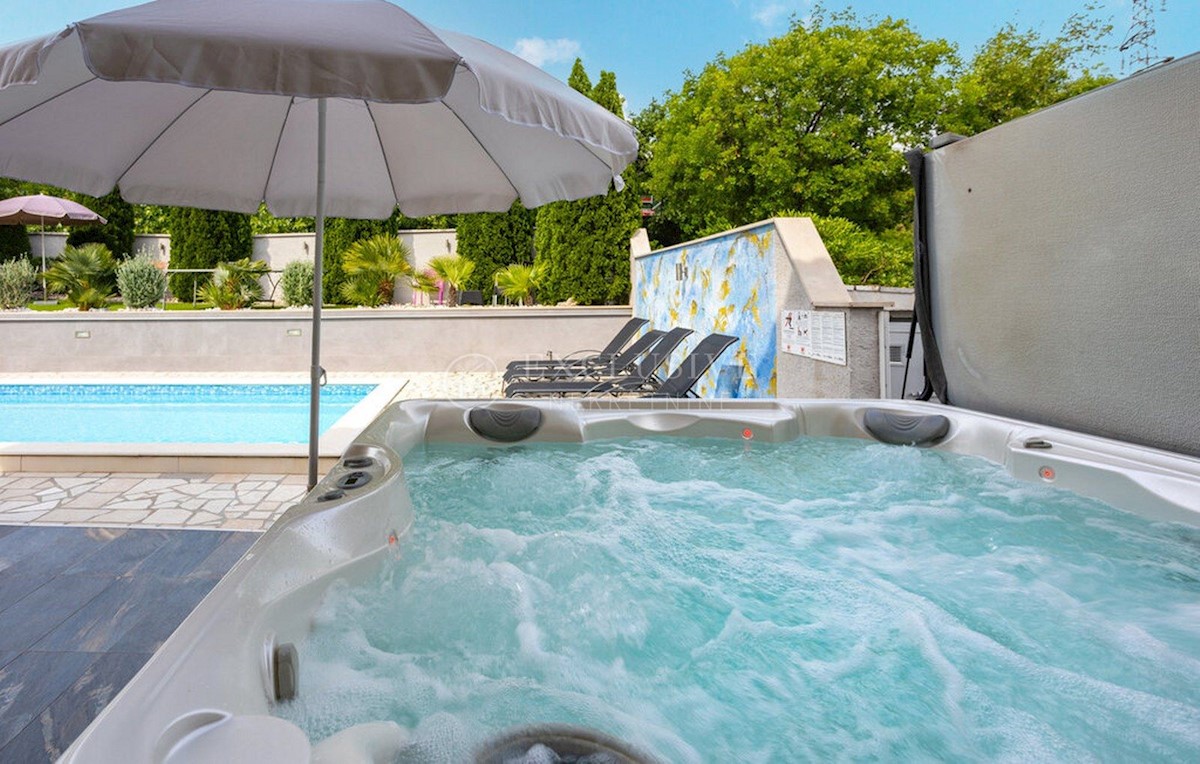 Casa In vendita - PRIMORSKO-GORANSKA CRIKVENICA