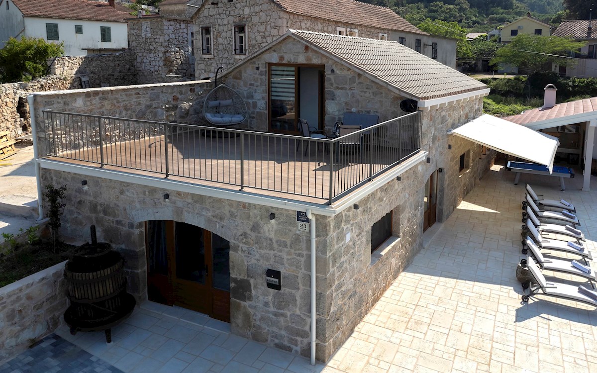 Maison À vendre - SPLITSKO-DALMATINSKA STARI GRAD