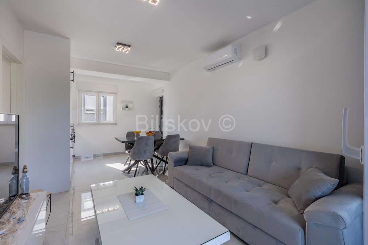 Flat For rent - SPLITSKO-DALMATINSKA KAŠTELA