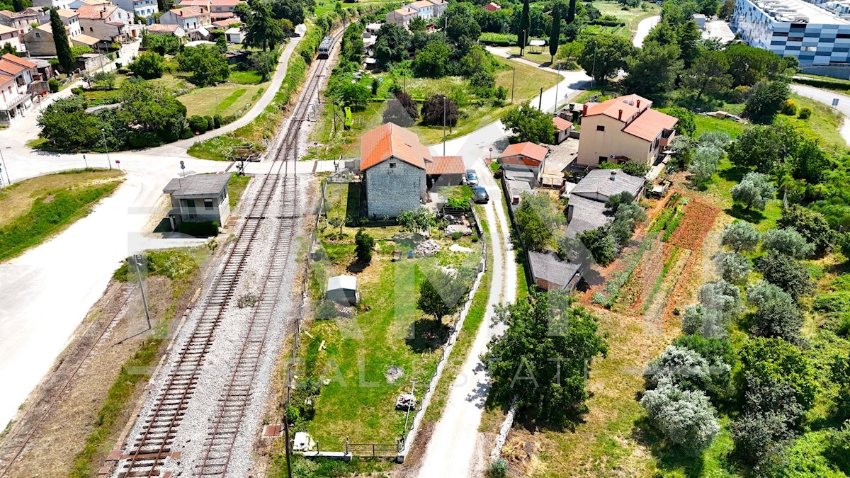 Haus Zu verkaufen - ISTARSKA KANFANAR