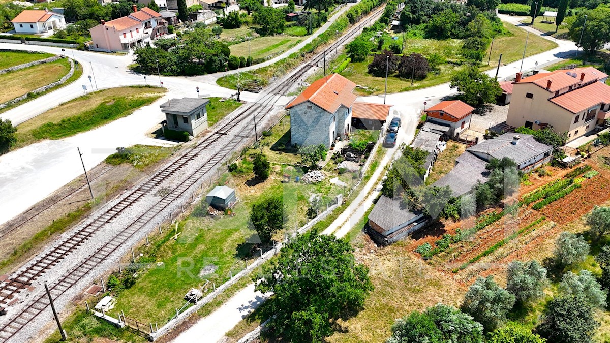 Haus Zu verkaufen - ISTARSKA KANFANAR